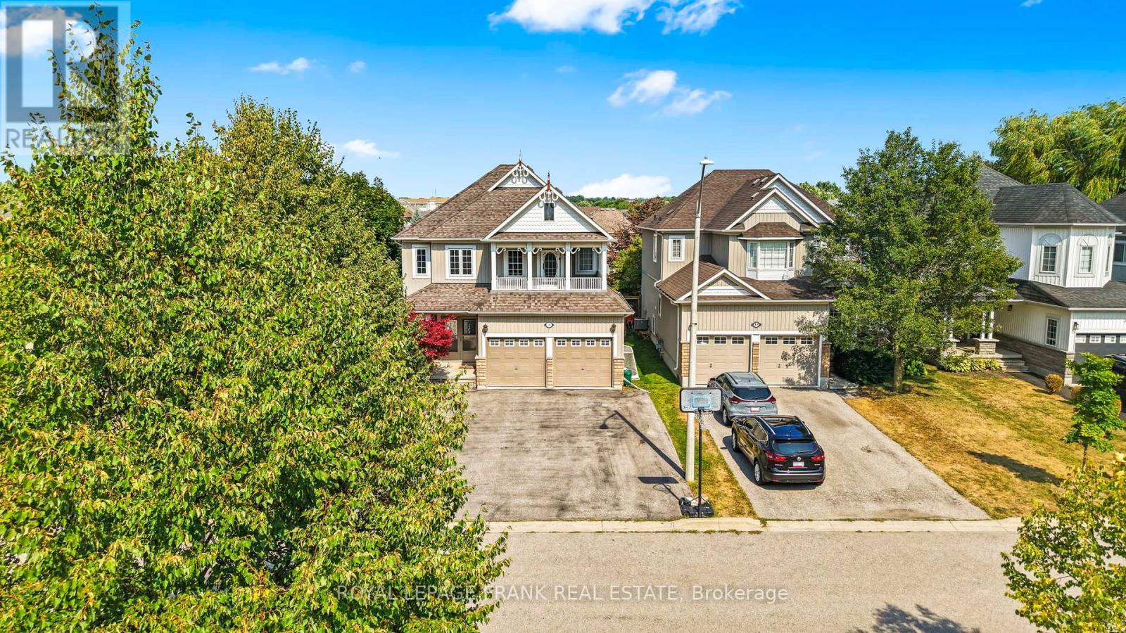 












39 CUTLER DRIVE

,
Clarington (Newcastle),




Ontario
L1B1M4

