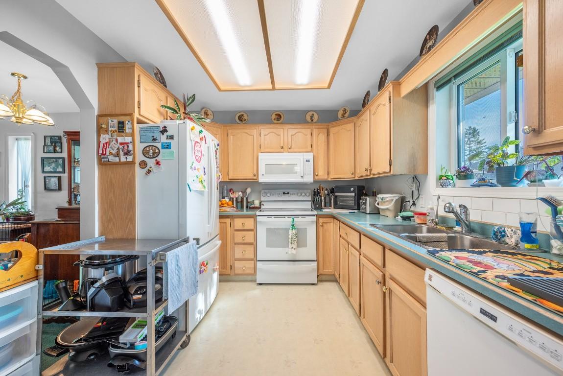 









2424


Bradley

Drive,
Armstrong,




BC
V4Y 0C4

