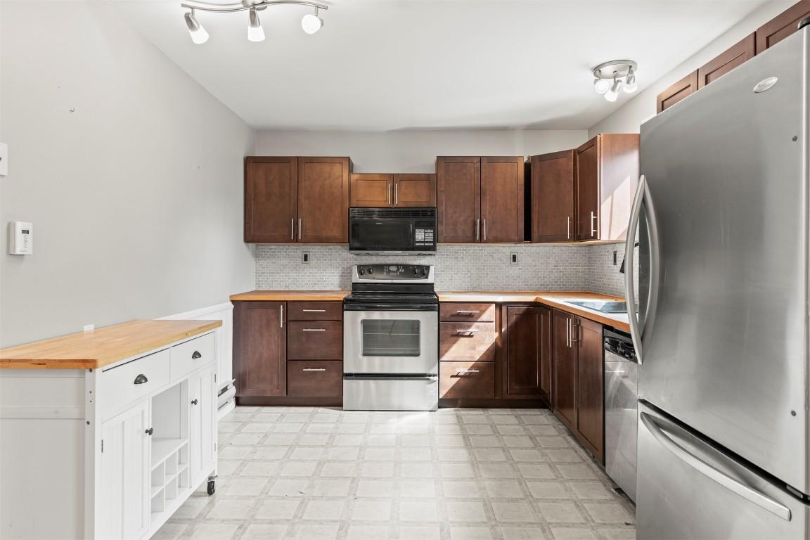 









1501


30th

Street,
Vernon,




BC
V1T 5C4

