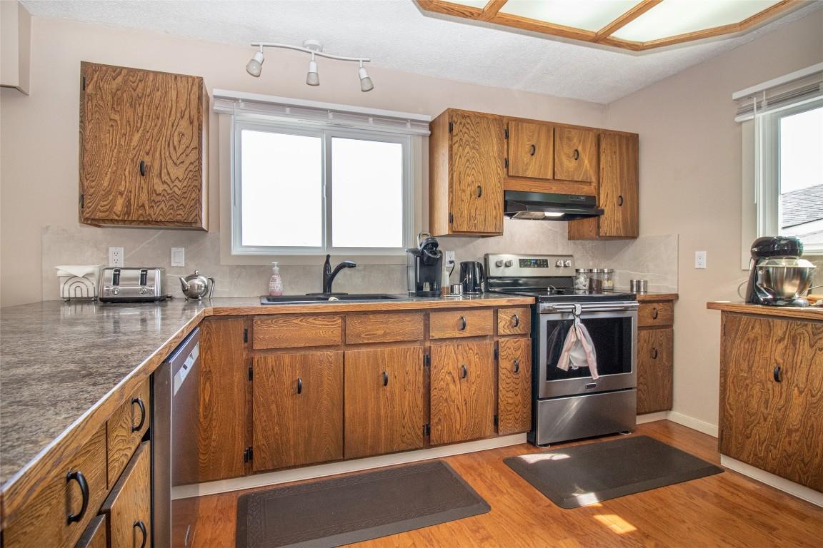 









6335


Topham

Place,
Peachland,




BC
V0H 1X0

