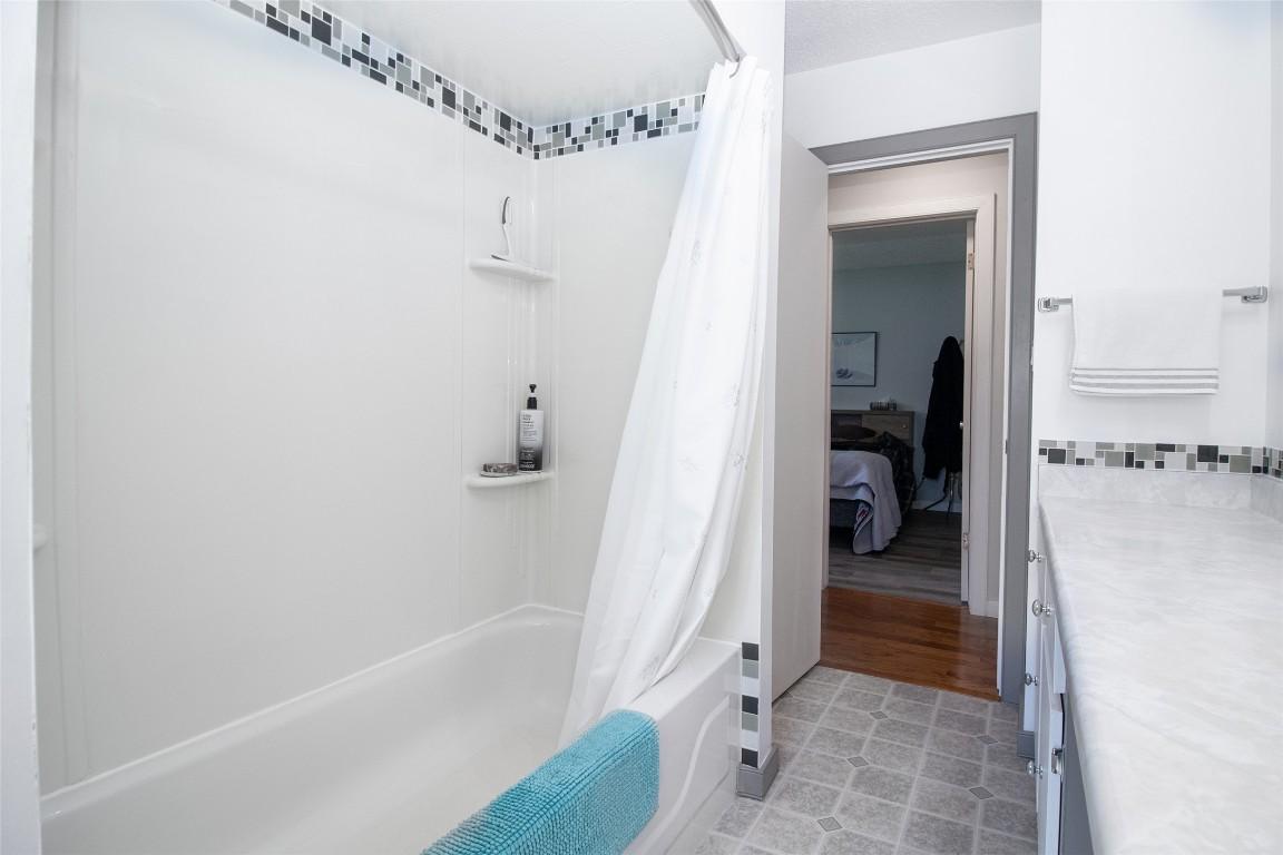 









6335


Topham

Place,
Peachland,




BC
V0H 1X0

