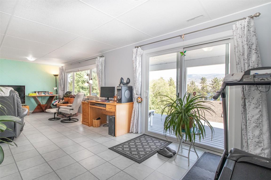 









6335


Topham

Place,
Peachland,




BC
V0H 1X0

