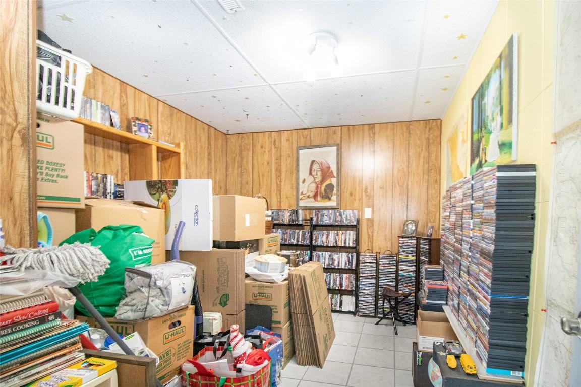 









6335


Topham

Place,
Peachland,




BC
V0H 1X0

