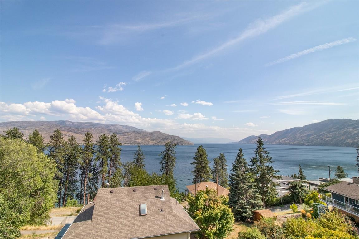 









6335


Topham

Place,
Peachland,




BC
V0H 1X0

