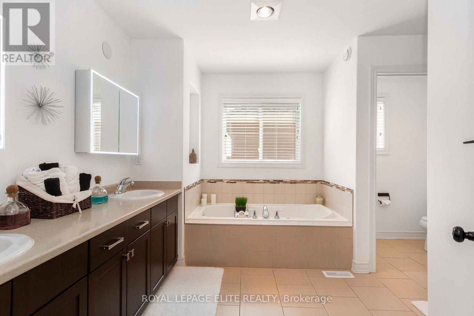 












49 PRESTON DRIVE

,
Orangeville,




Ontario
L9W4K3

