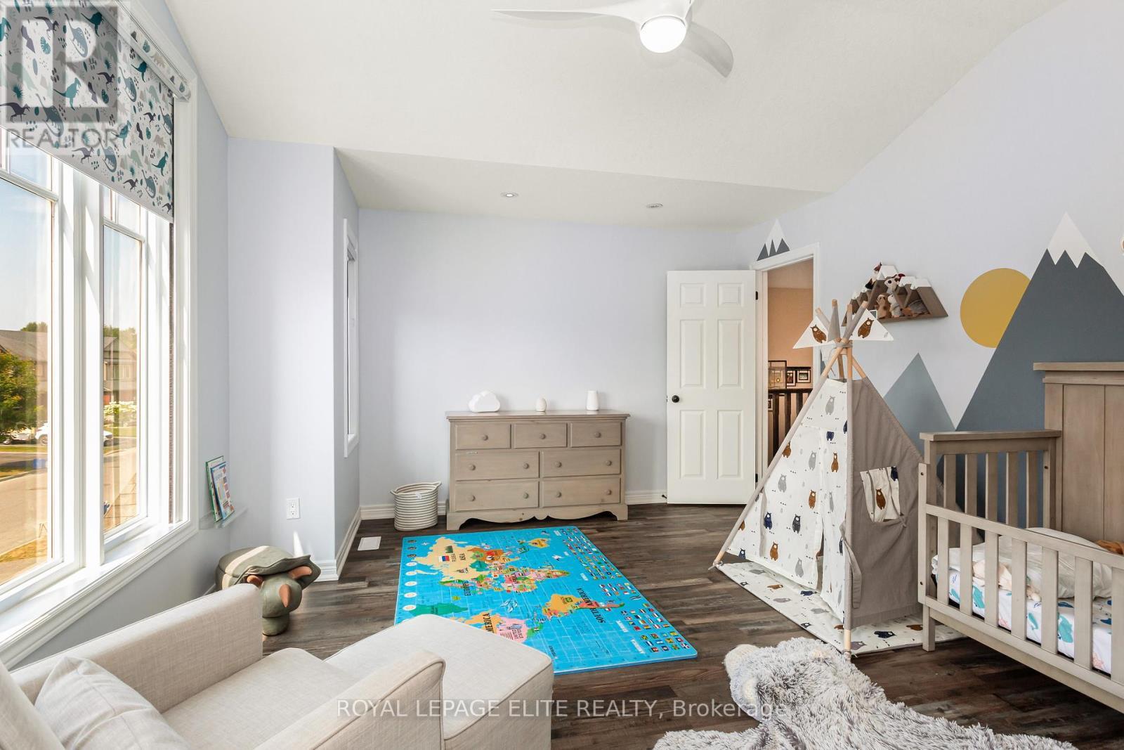 












49 PRESTON DRIVE

,
Orangeville,




Ontario
L9W4K3

