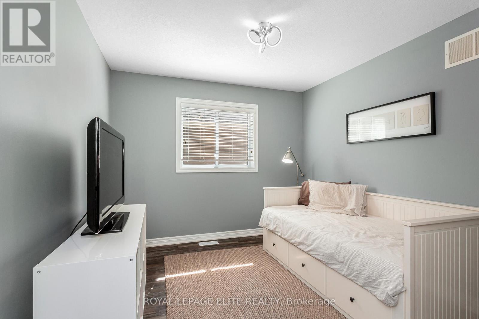 












49 PRESTON DRIVE

,
Orangeville,




Ontario
L9W4K3

