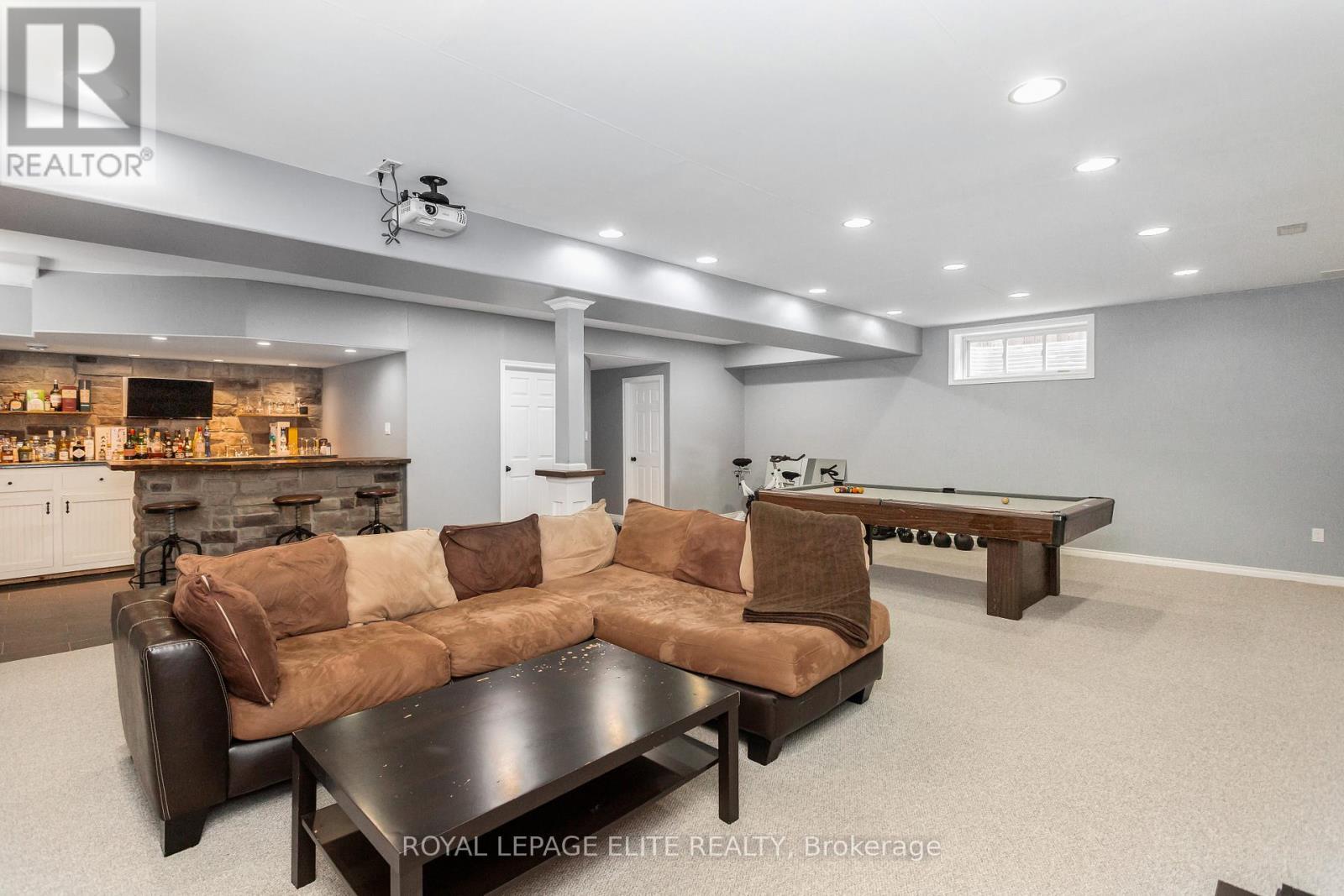 












49 PRESTON DRIVE

,
Orangeville,




Ontario
L9W4K3

