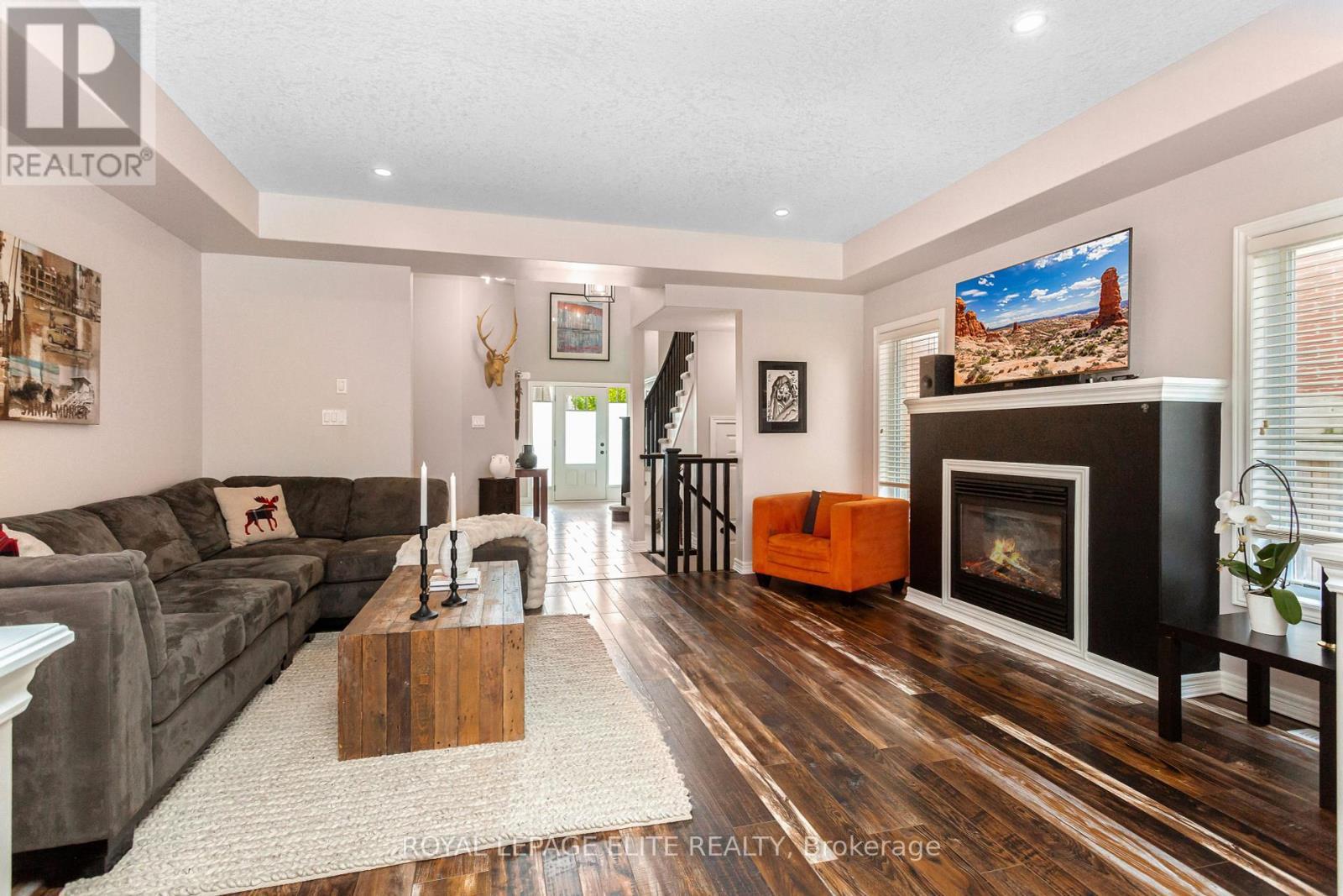












49 PRESTON DRIVE

,
Orangeville,




Ontario
L9W4K3

