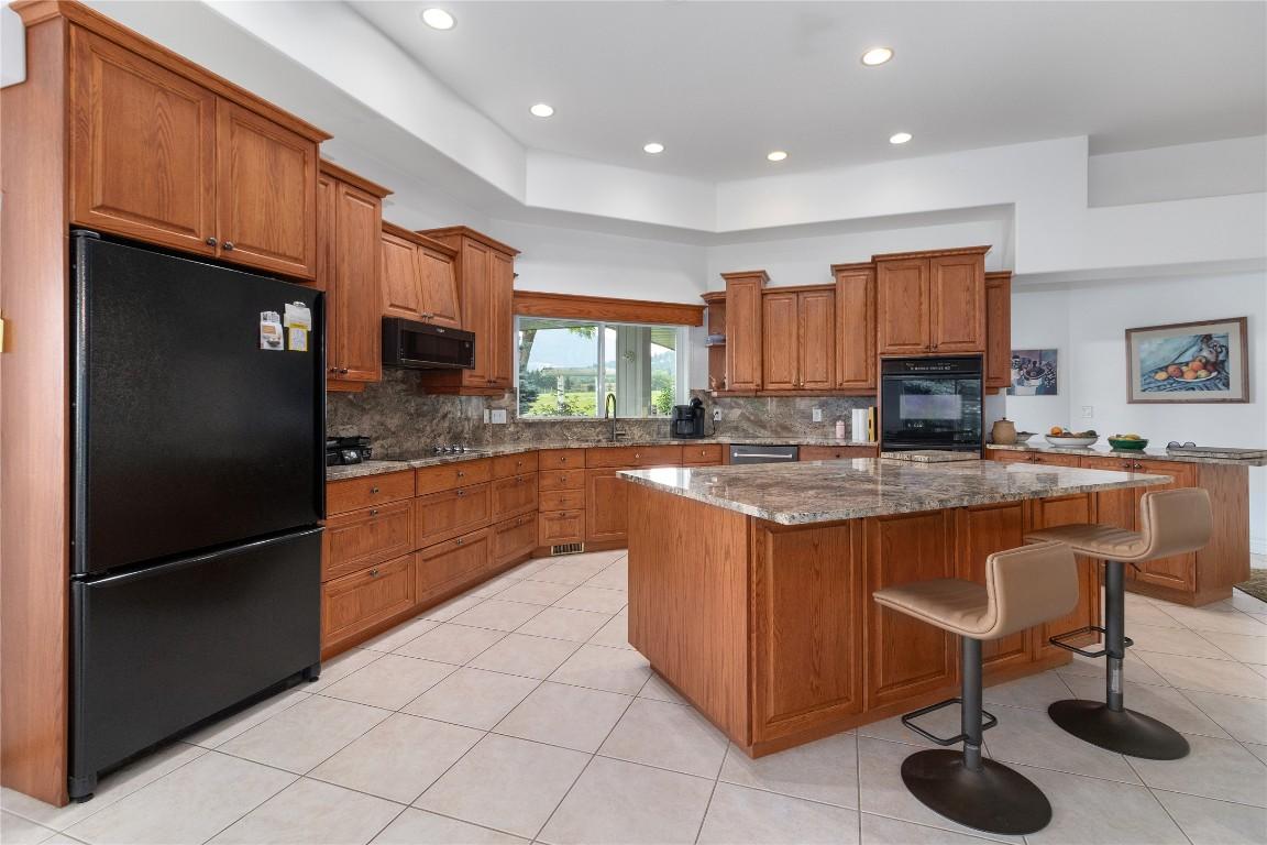 









2457


Belgo

Road,
Kelowna,




BC
V1P 1E2

