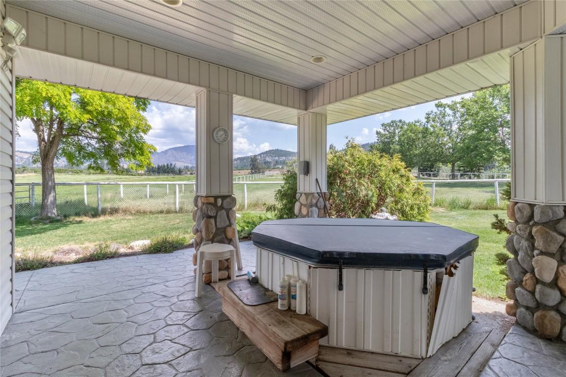 









2457


Belgo

Road,
Kelowna,




BC
V1P 1E2

