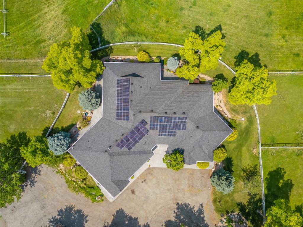 









2457


Belgo

Road,
Kelowna,




BC
V1P 1E2

