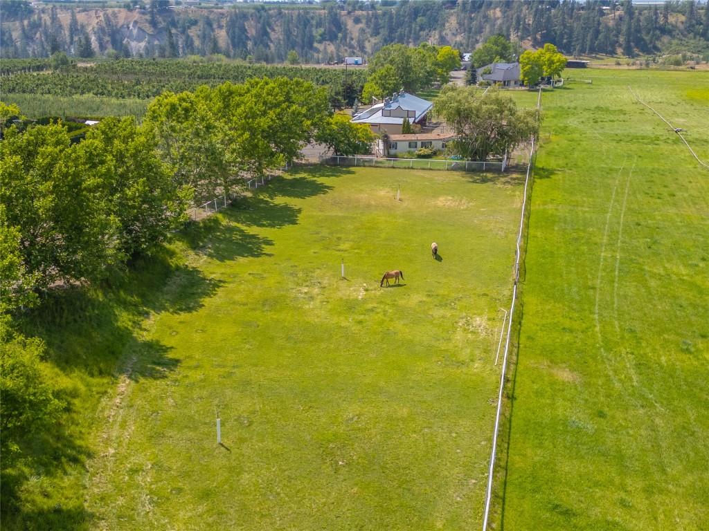 









2457


Belgo

Road,
Kelowna,




BC
V1P 1E2

