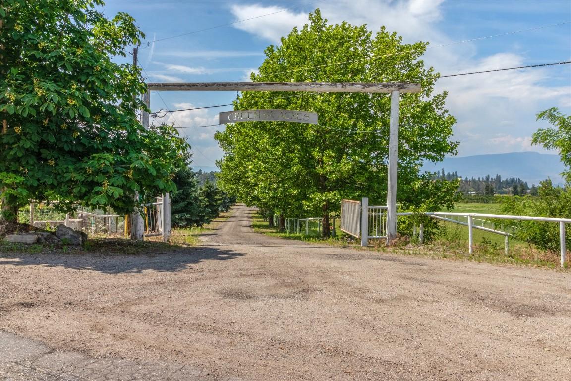 









2457


Belgo

Road,
Kelowna,




BC
V1P 1E2

