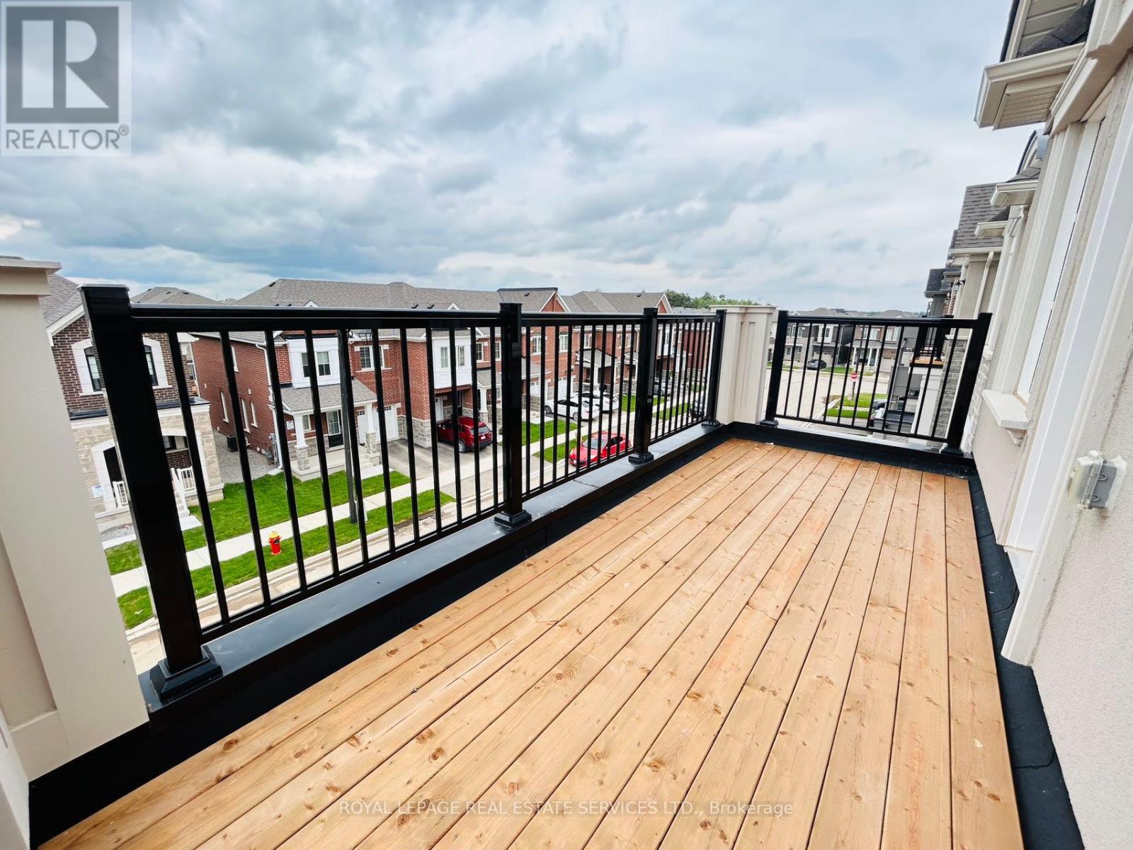 












1577 MOIRA CRESCENT

,
Milton,




Ontario
L9E1X8

