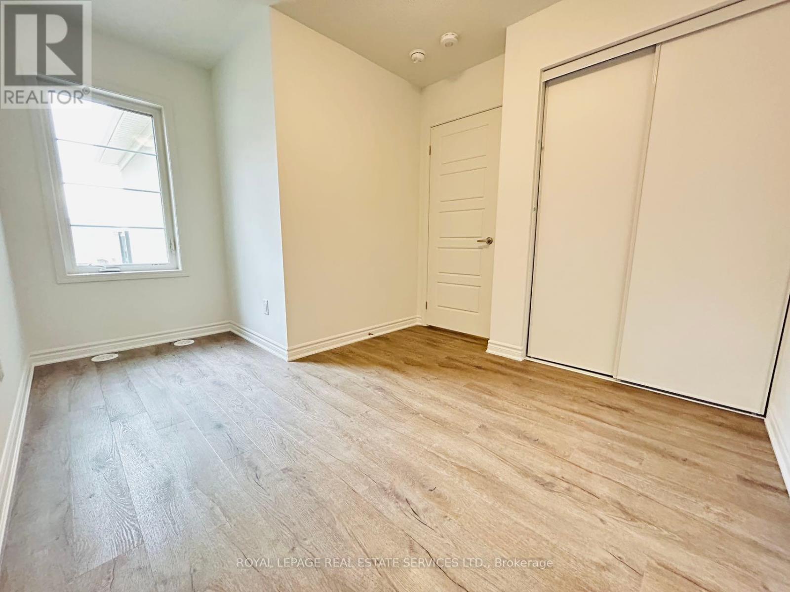 












1577 MOIRA CRESCENT

,
Milton,




Ontario
L9E1X8

