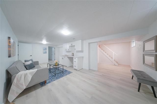 









48


Arrowwood

DR,
Winnipeg,




MB
R2V 2R1

