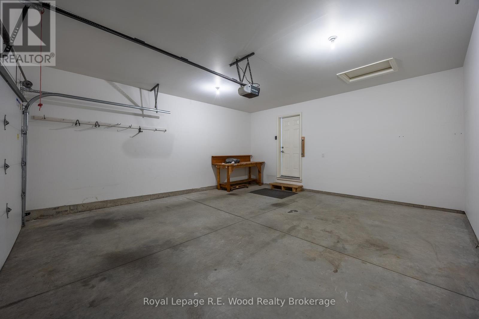 












42 HOGARTH DRIVE

,
Tillsonburg,




Ontario
N4G0C3

