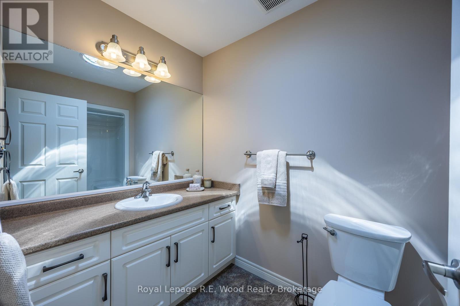 












42 HOGARTH DRIVE

,
Tillsonburg,




Ontario
N4G0C3

