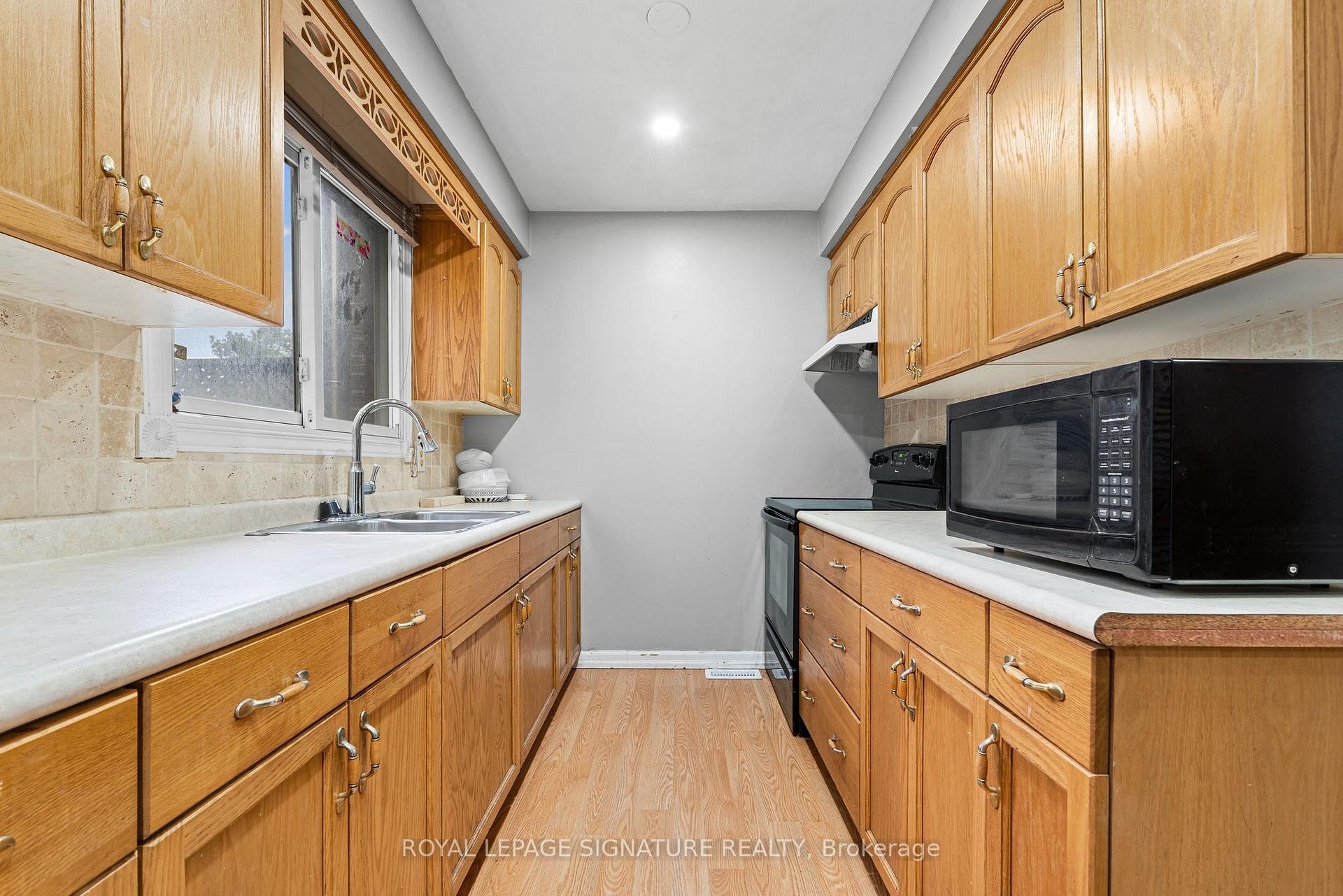 









32A


Crossley

Drive,
Port Hope,




ON
L1A 3T4

