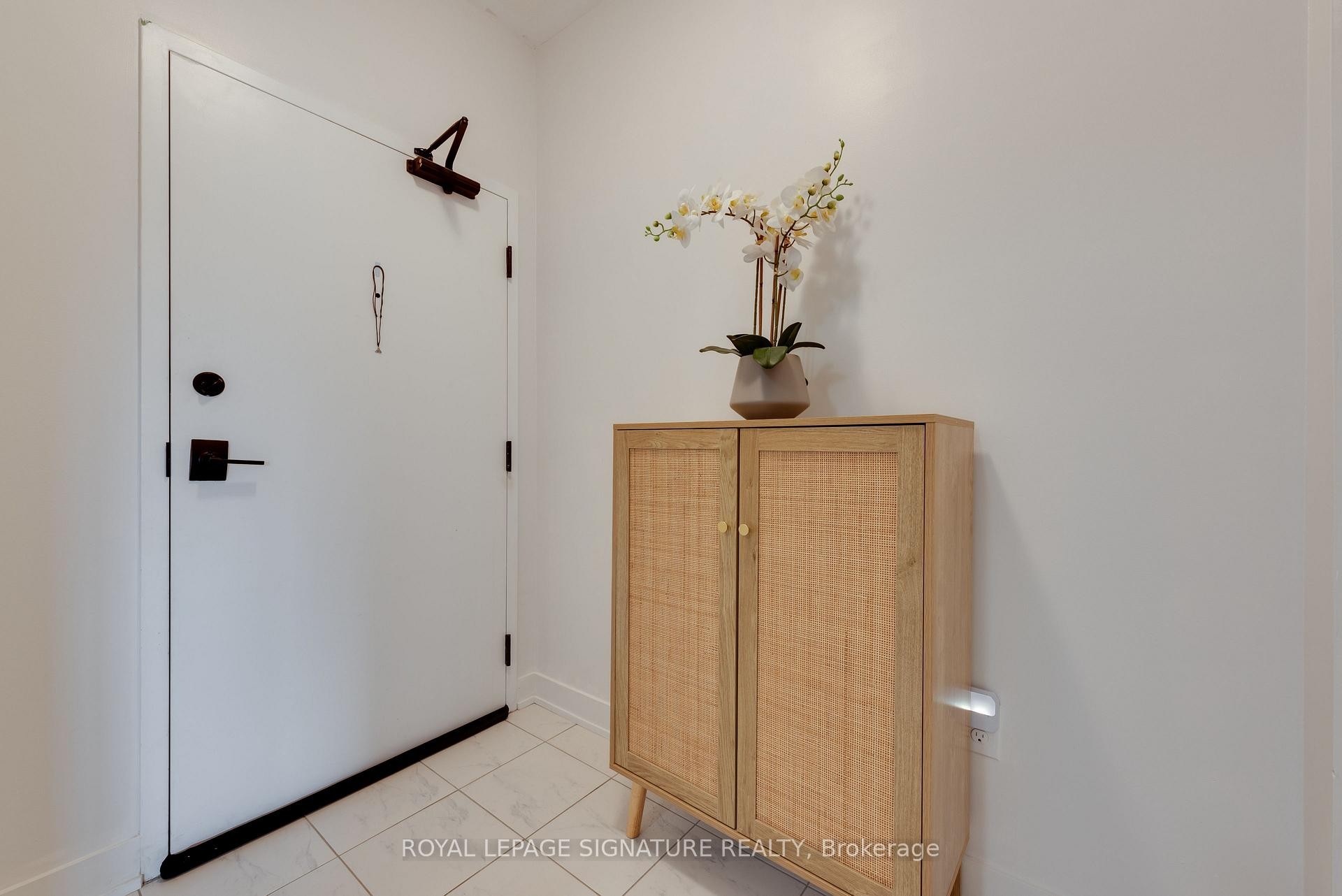 









10


Culinary

Lane, 508,
Barrie,




ON
L9J 0K2

