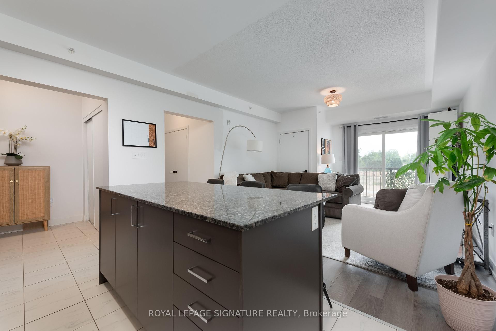 









10


Culinary

Lane, 508,
Barrie,




ON
L9J 0K2


