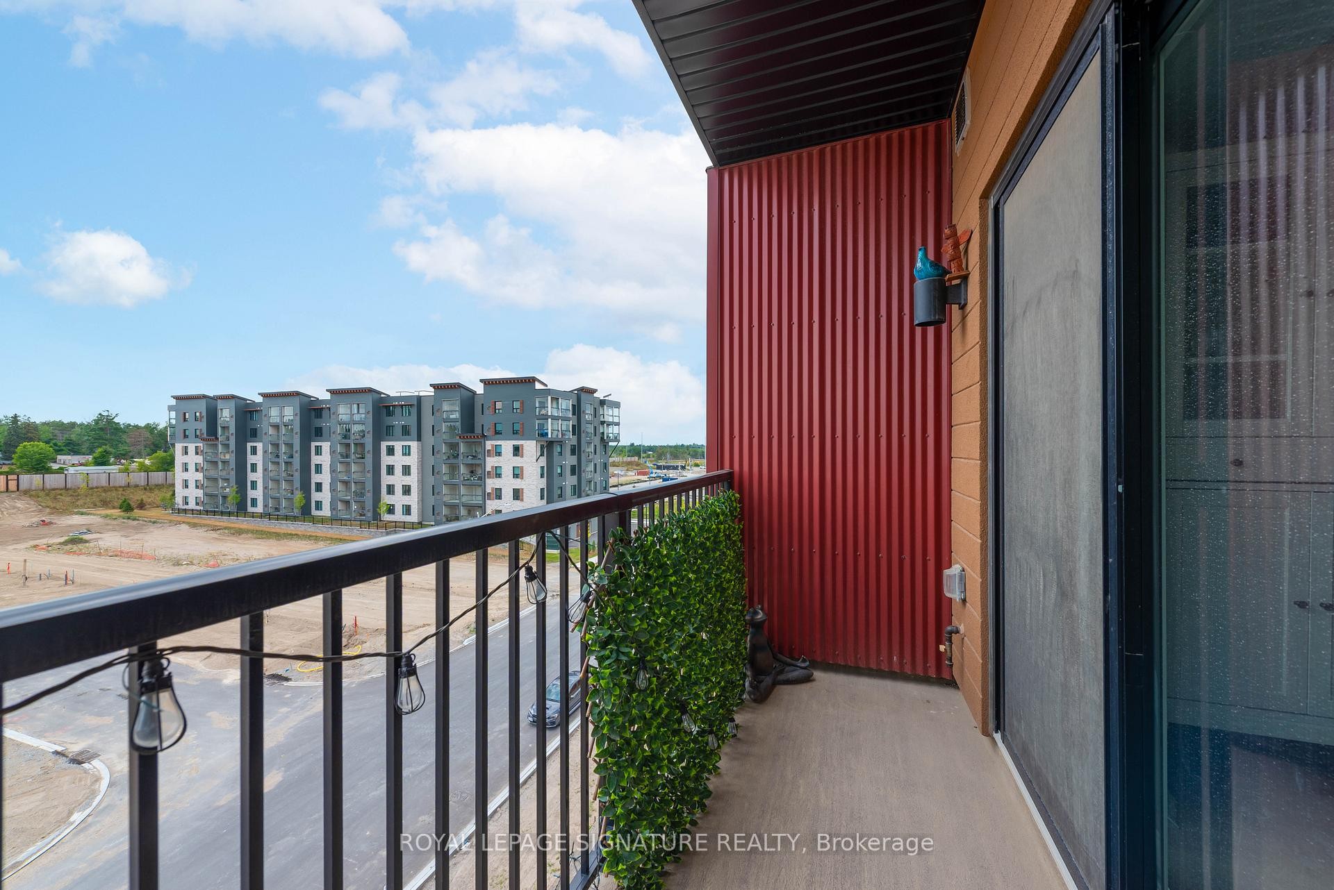 









10


Culinary

Lane, 508,
Barrie,




ON
L9J 0K2

