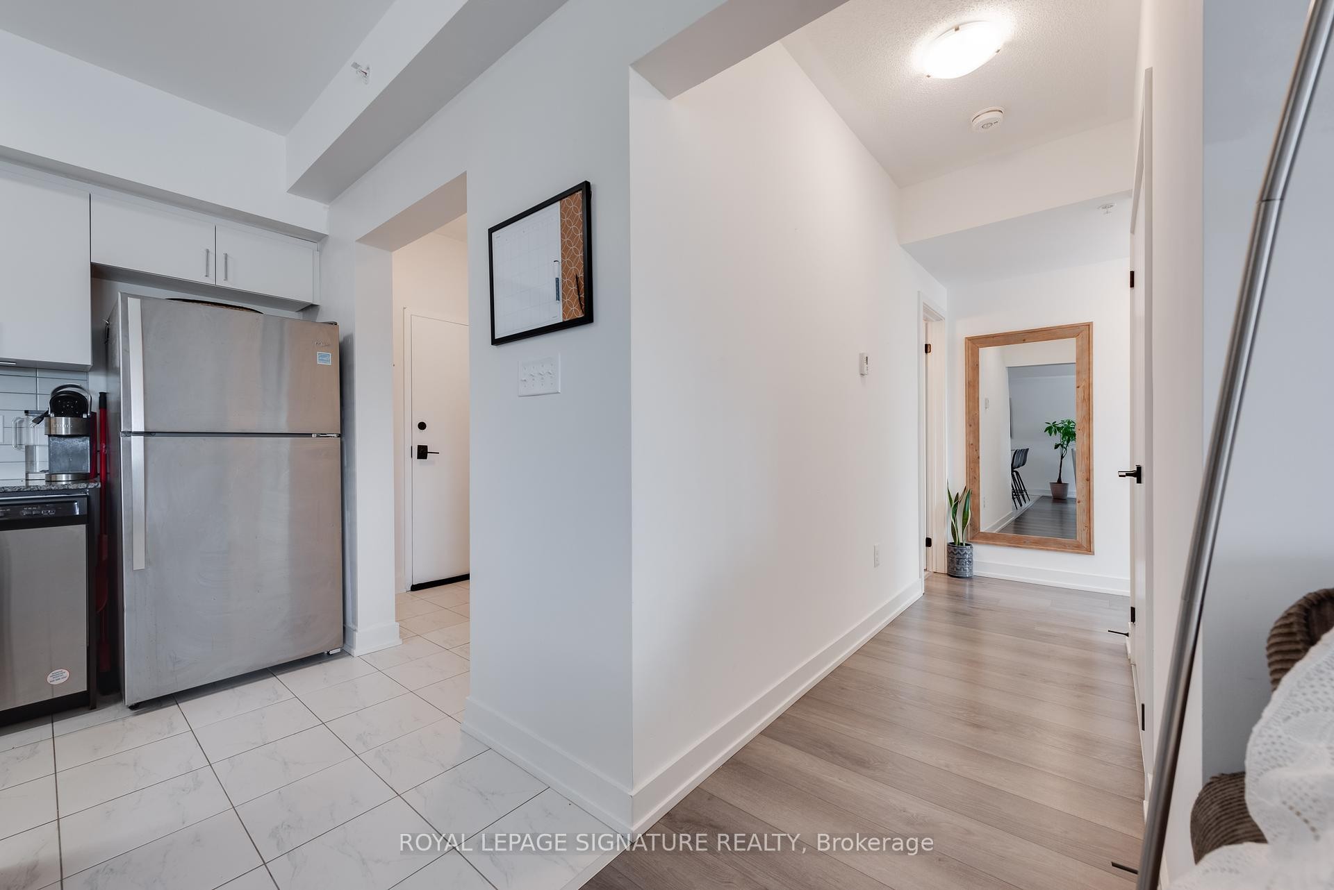 









10


Culinary

Lane, 508,
Barrie,




ON
L9J 0K2

