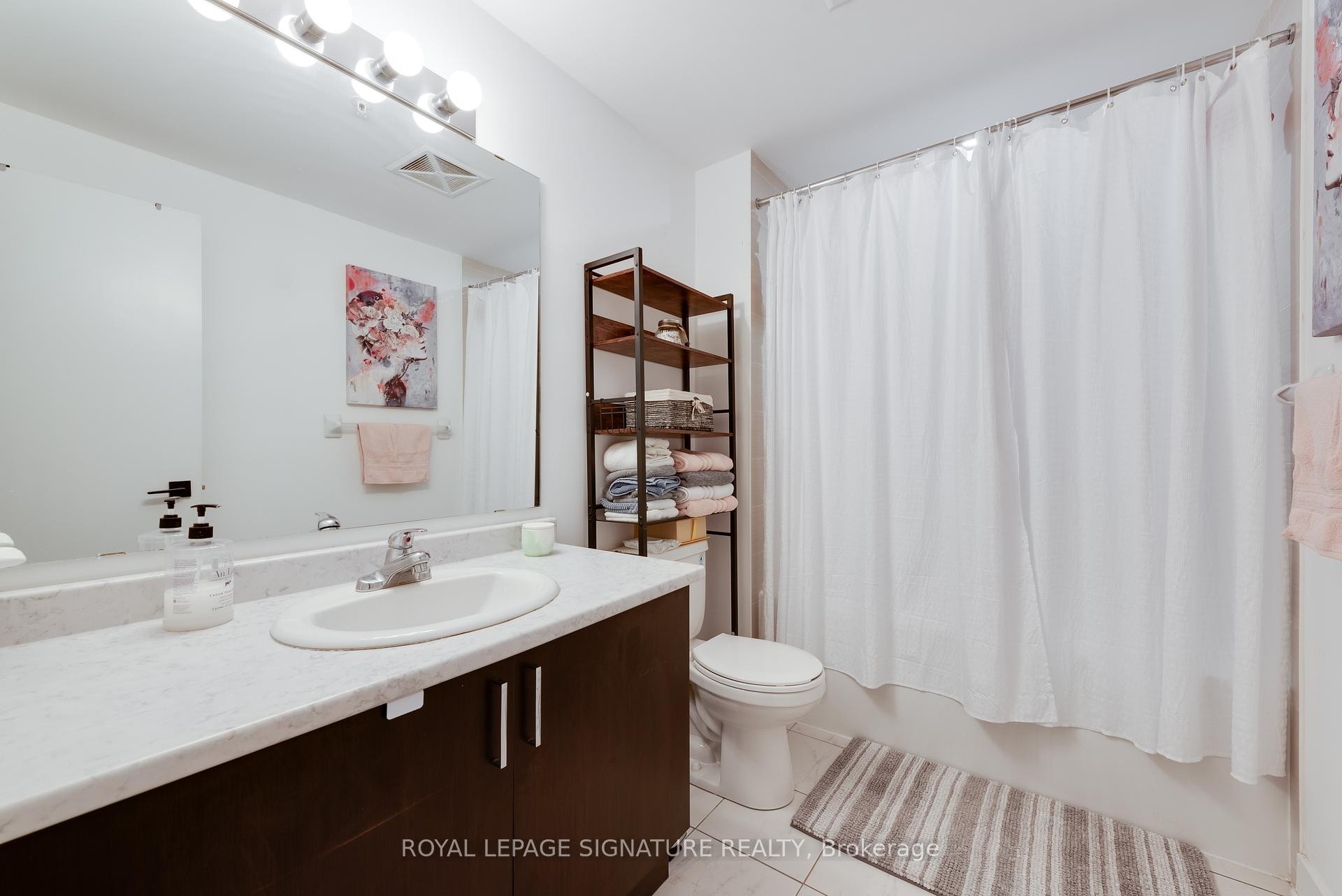 









10


Culinary

Lane, 508,
Barrie,




ON
L9J 0K2

