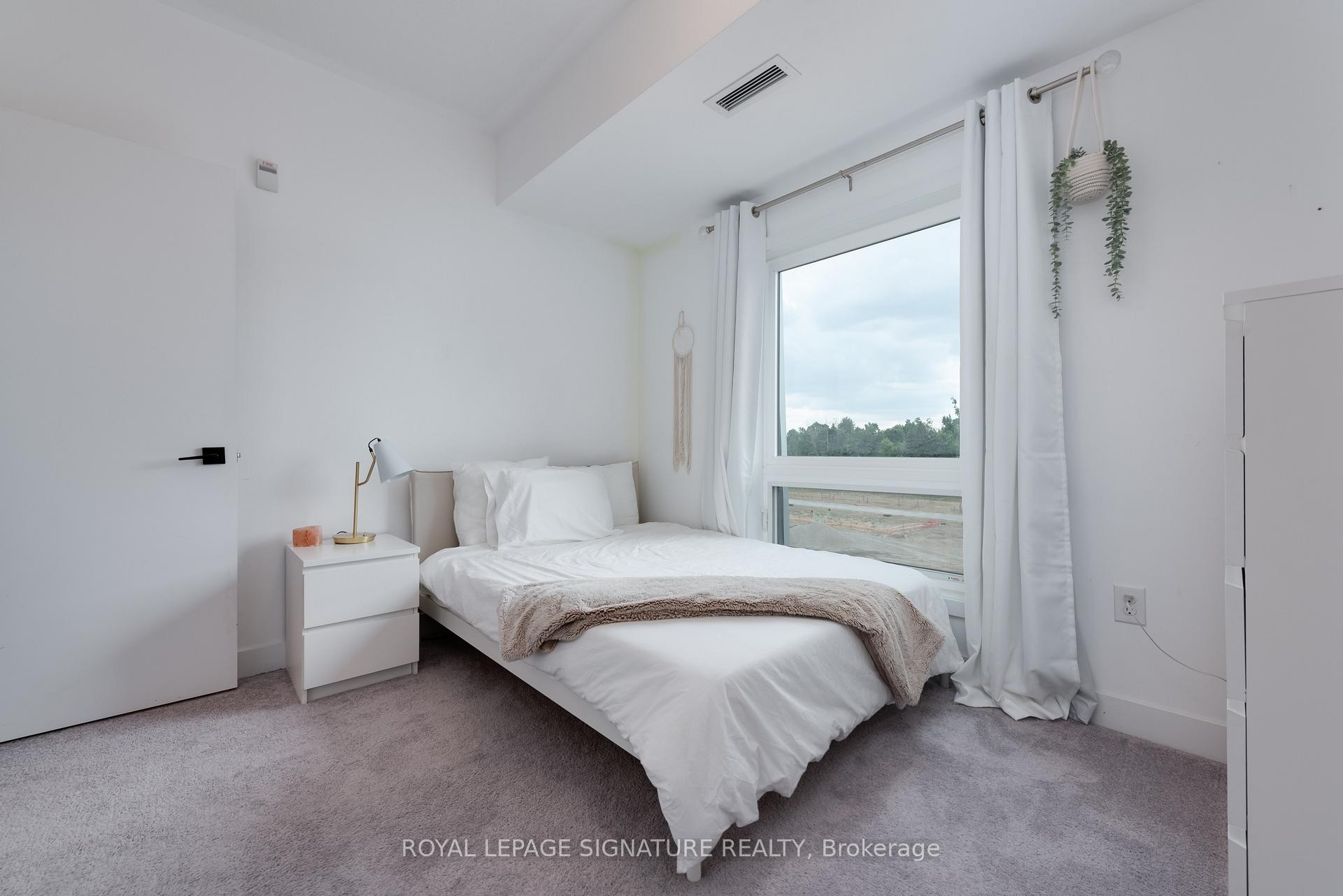 









10


Culinary

Lane, 508,
Barrie,




ON
L9J 0K2

