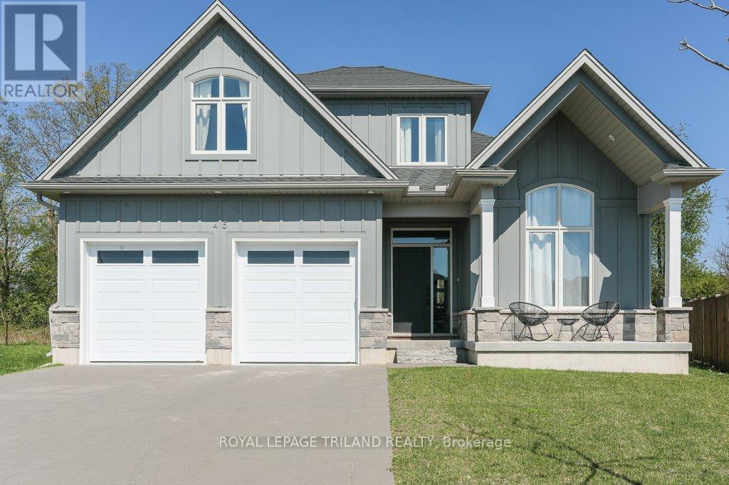 












45 COMPASS TRAIL

,
Central Elgin (Port Stanley),




Ontario
N5L0B4

