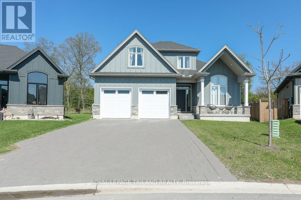












45 COMPASS TRAIL

,
Central Elgin (Port Stanley),




Ontario
N5L0B4

