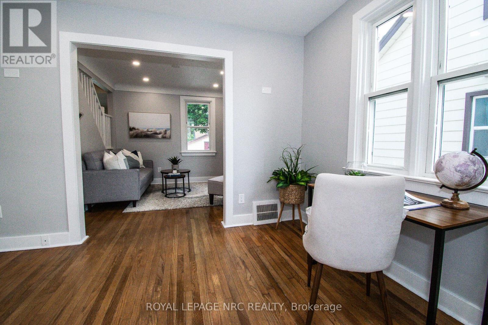 












57 HAMILTON STREET

,
St. Catharines (Western Hill),




Ontario
L2S1K8

