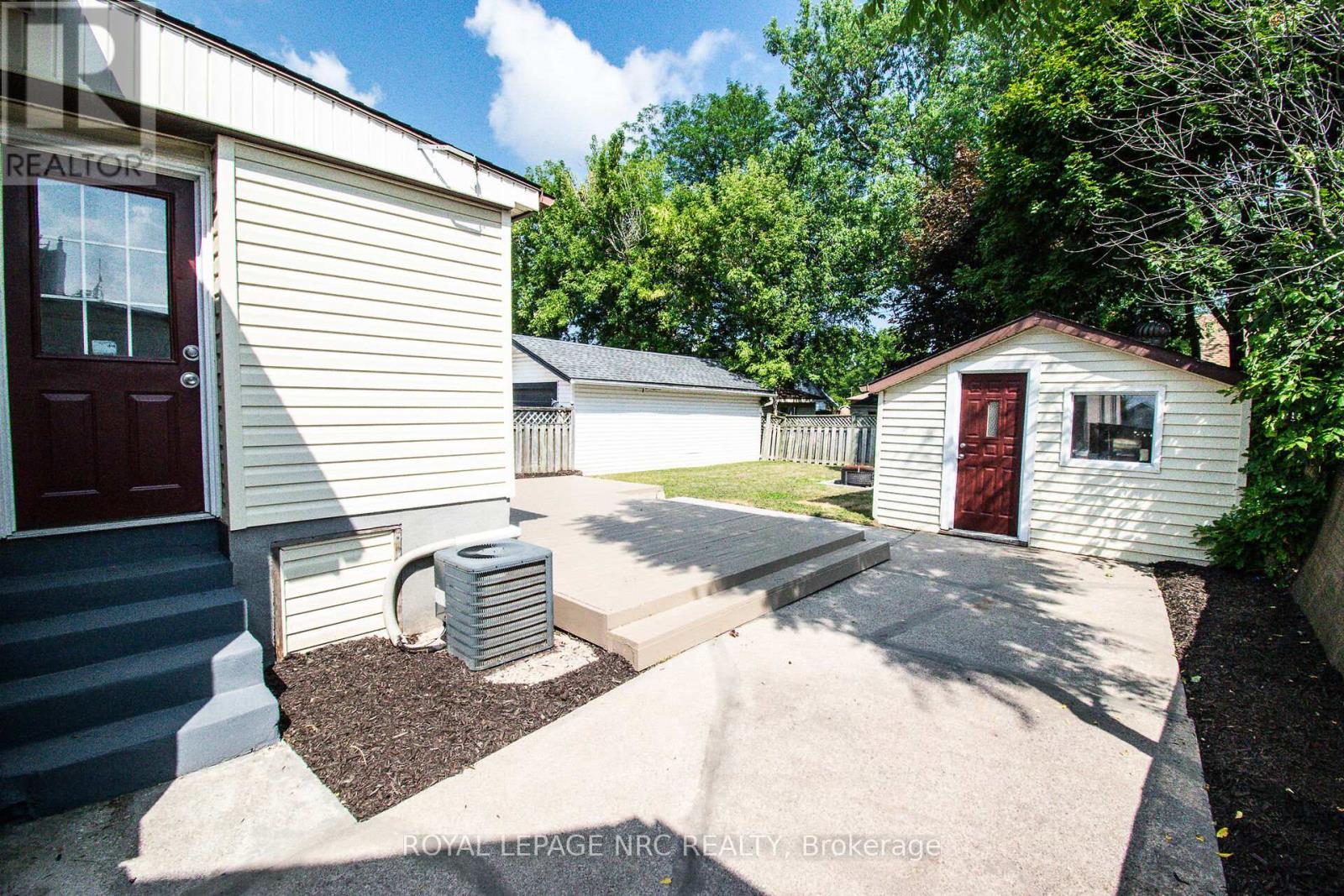 












57 HAMILTON STREET

,
St. Catharines (Western Hill),




Ontario
L2S1K8

