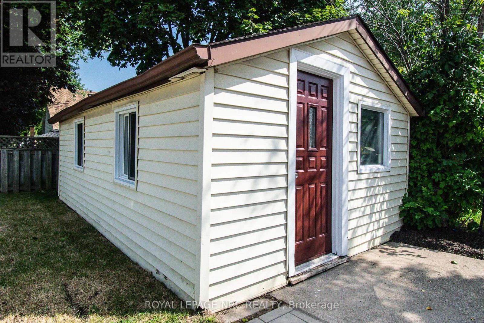 












57 HAMILTON STREET

,
St. Catharines (Western Hill),




Ontario
L2S1K8

