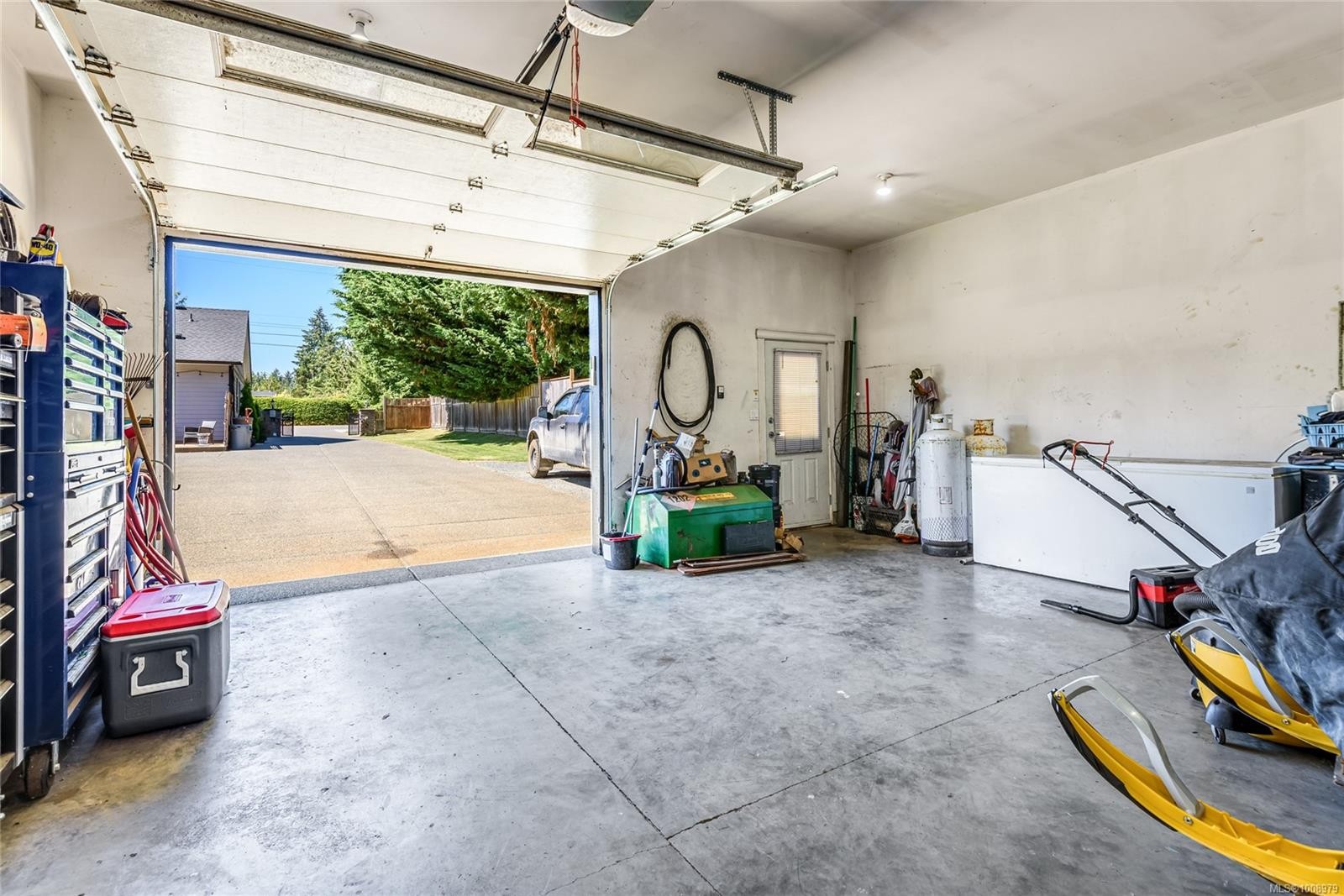 









48


Mills

Rd,
Courtenay,




BC
V9N 3L3

