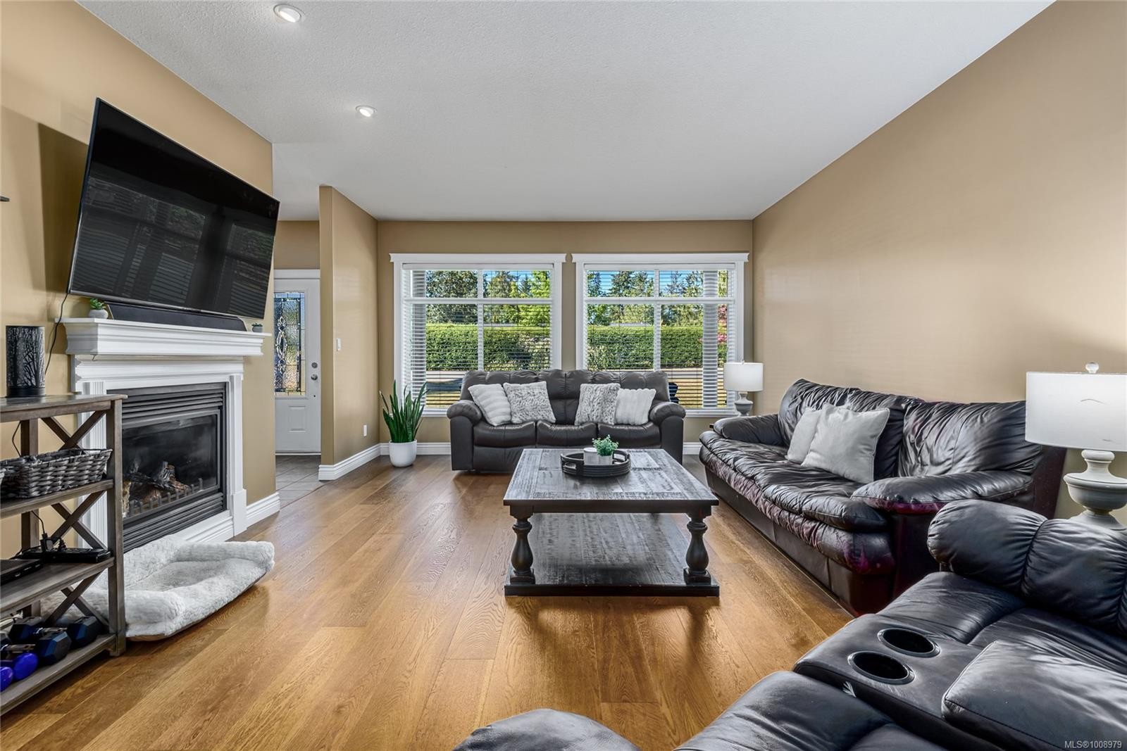 









48


Mills

Rd,
Courtenay,




BC
V9N 3L3

