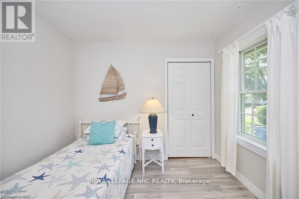 












213 SCHOOLEY ROAD

,
Fort Erie (Crystal Beach),




Ontario
L0S1B0

