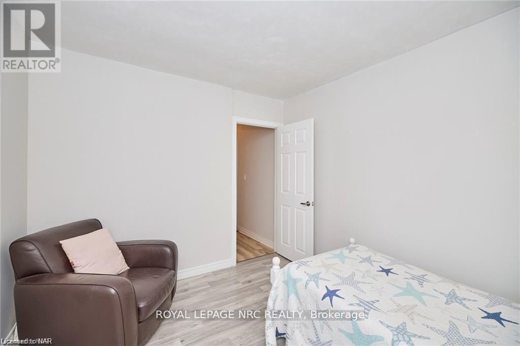












213 SCHOOLEY ROAD

,
Fort Erie (Crystal Beach),




Ontario
L0S1B0

