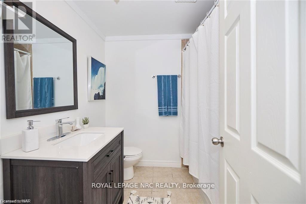 












213 SCHOOLEY ROAD

,
Fort Erie (Crystal Beach),




Ontario
L0S1B0

