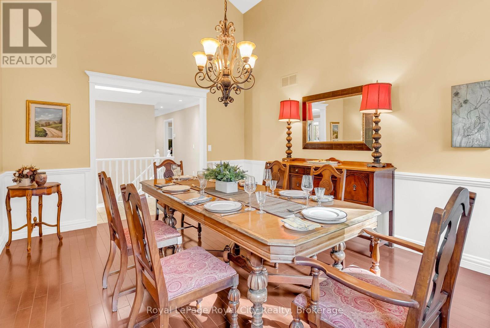 












12 WOOD DUCK COURT

,
Guelph (Kortright Hills),




Ontario
N1C1B1

