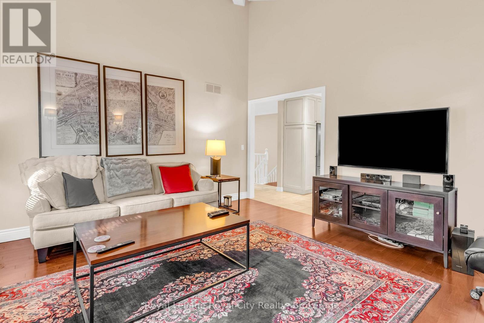 












12 WOOD DUCK COURT

,
Guelph (Kortright Hills),




Ontario
N1C1B1

