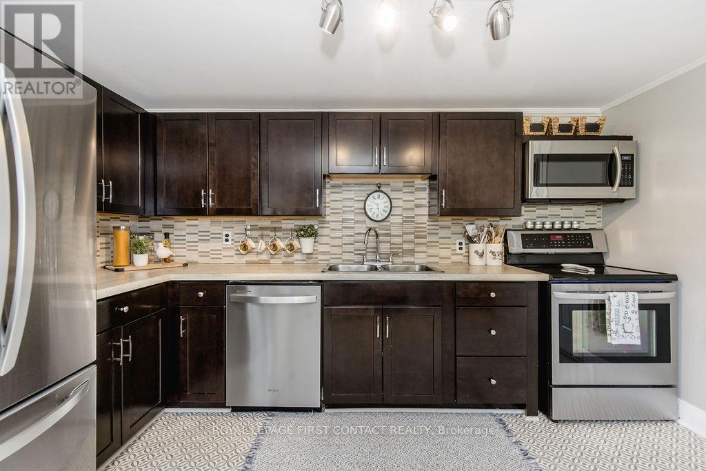 












315 CRAWFORD STREET

,
Orillia,




Ontario
L3V1K2

