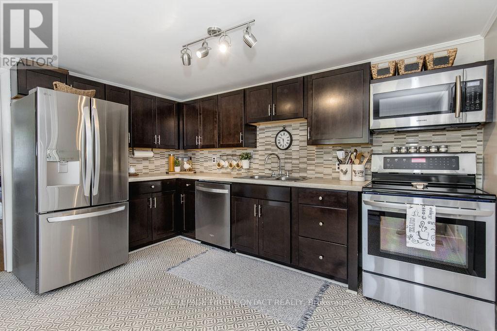 












315 CRAWFORD STREET

,
Orillia,




Ontario
L3V1K2

