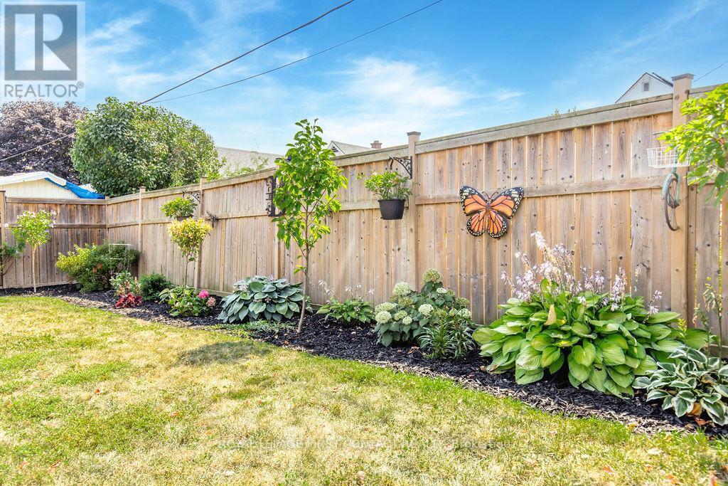 












315 CRAWFORD STREET

,
Orillia,




Ontario
L3V1K2


