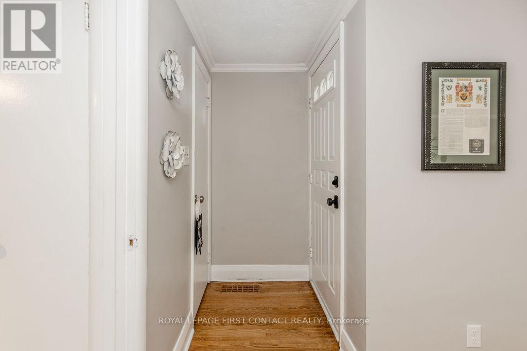 












315 CRAWFORD STREET

,
Orillia,




Ontario
L3V1K2

