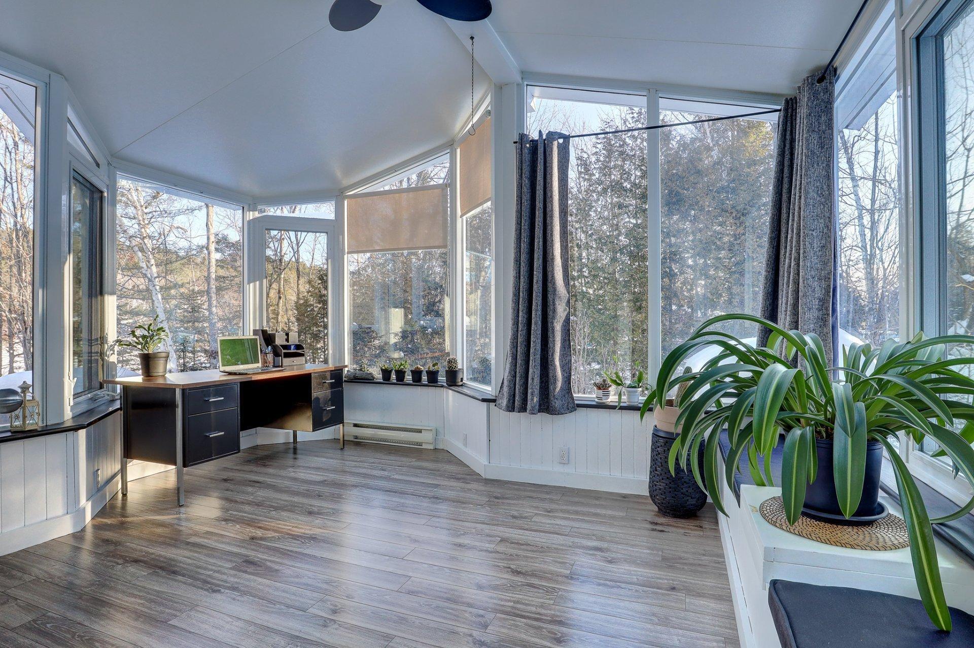 









455


Rue de la Brème

,
Saint-Denis-de-Brompton,




QC
J0B2P0

