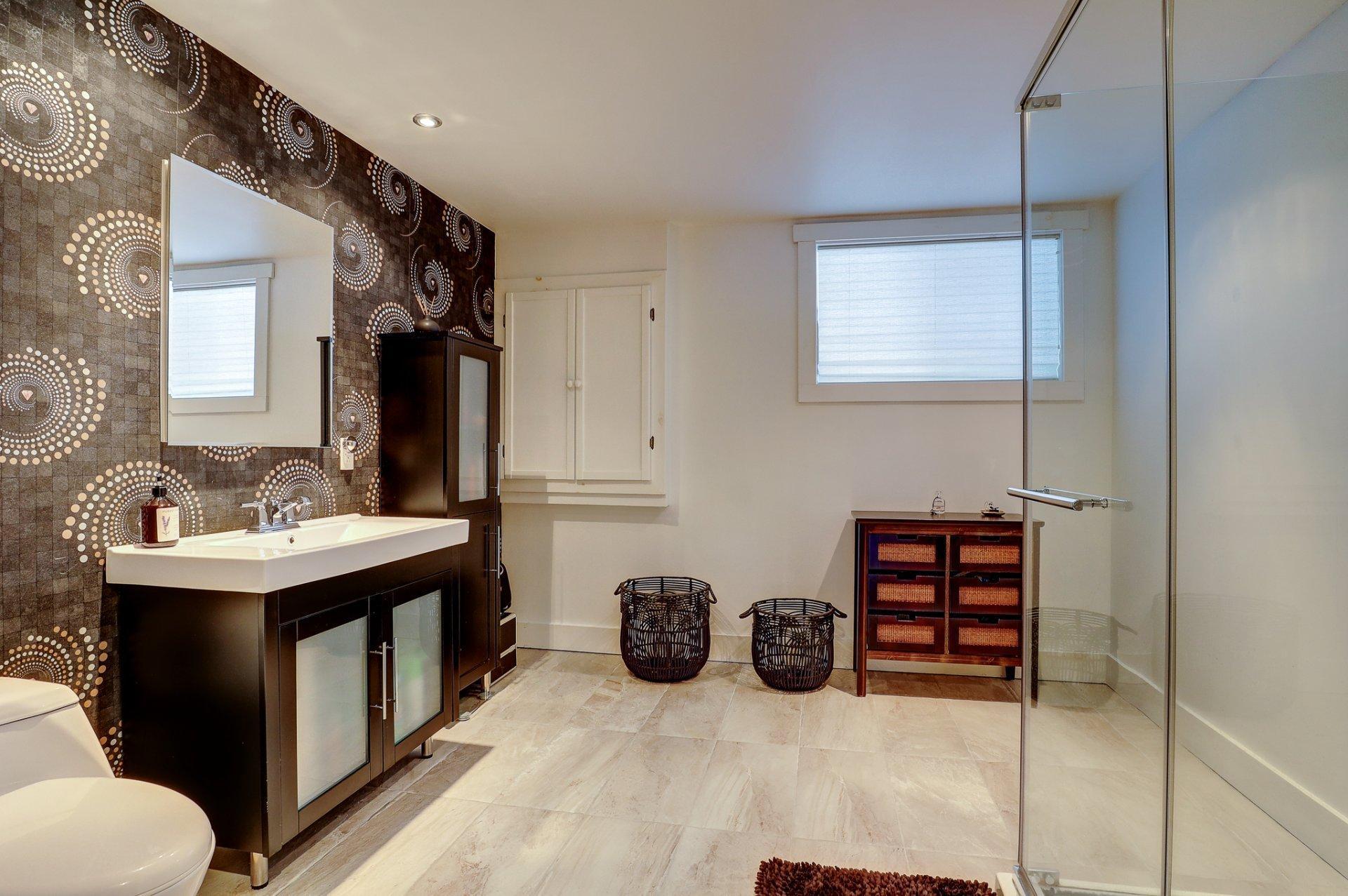 









455


Rue de la Brème

,
Saint-Denis-de-Brompton,




QC
J0B2P0

