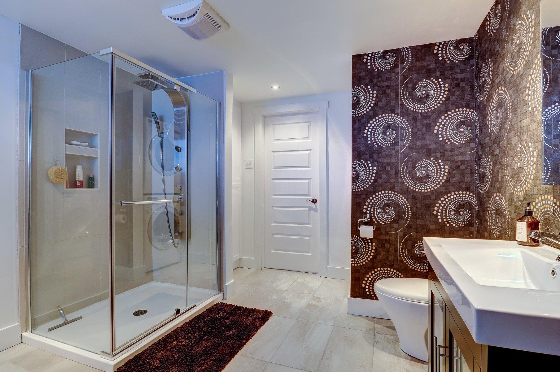 









455


Rue de la Brème

,
Saint-Denis-de-Brompton,




QC
J0B2P0

