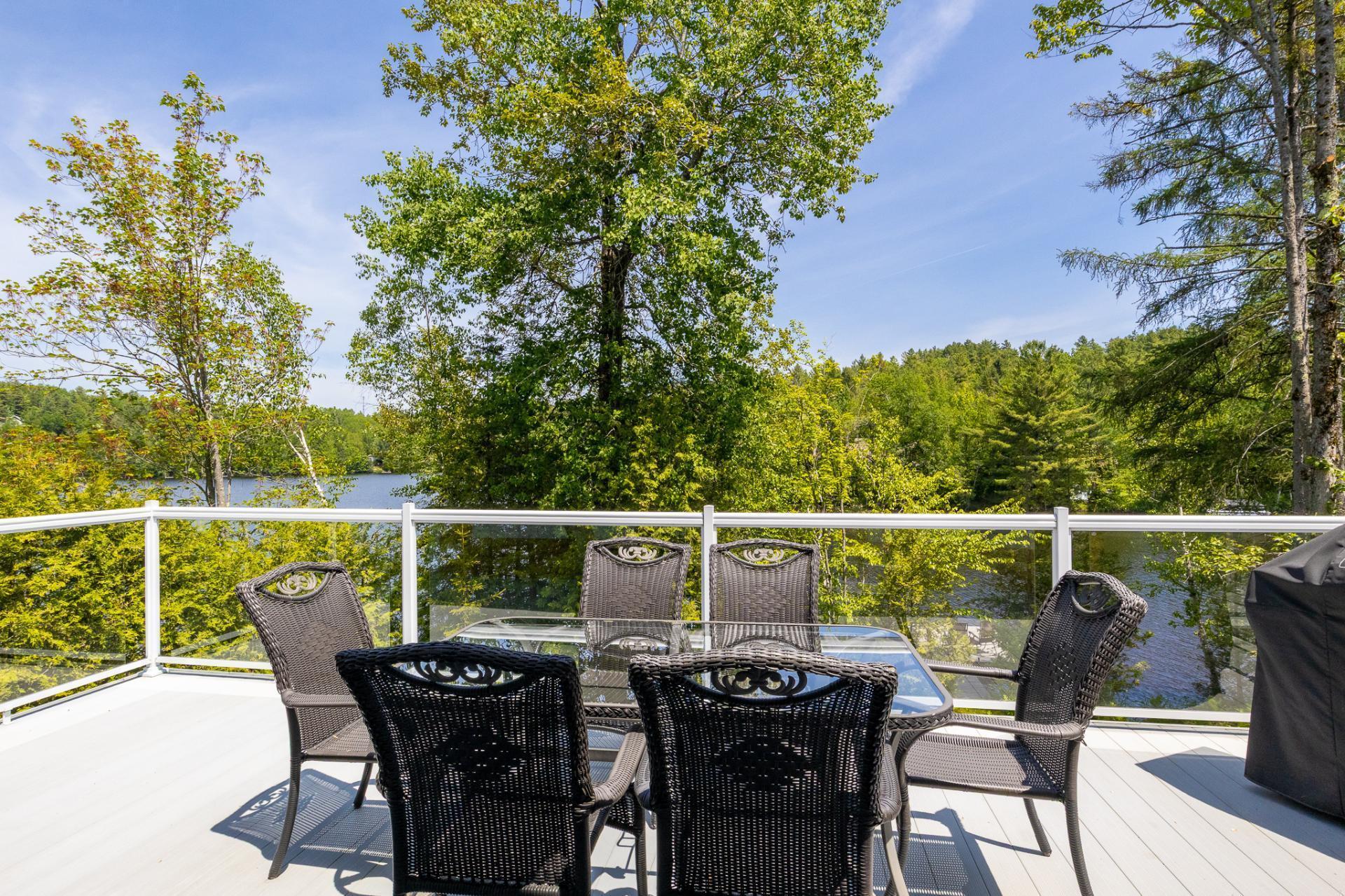 









455


Rue de la Brème

,
Saint-Denis-de-Brompton,




QC
J0B2P0

